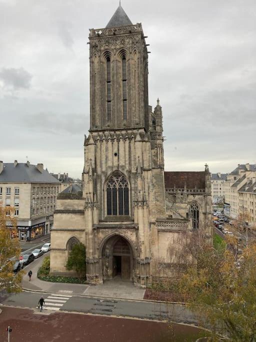 90m2 Lumineux, Centre, Vue Eglise Penchee Appartement *