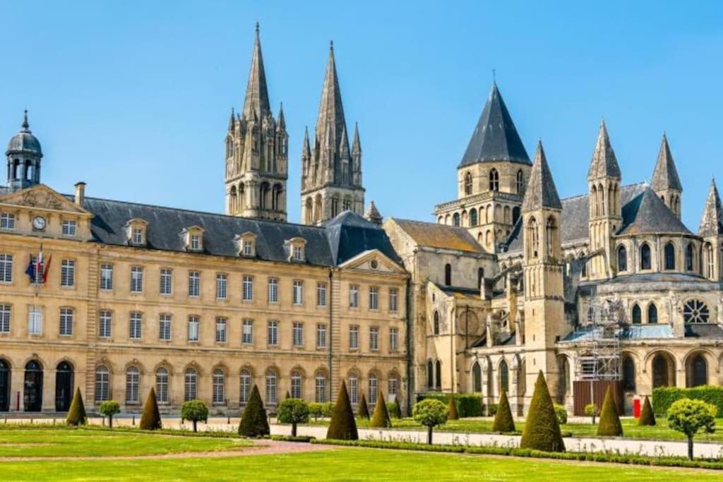 Appartement 90m2 Lumineux, Centre, Vue Eglise Penchee *